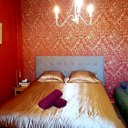 La Rochette Et Avec Jacuzzi Rooftop Balcon Cour Interieure Apartment *