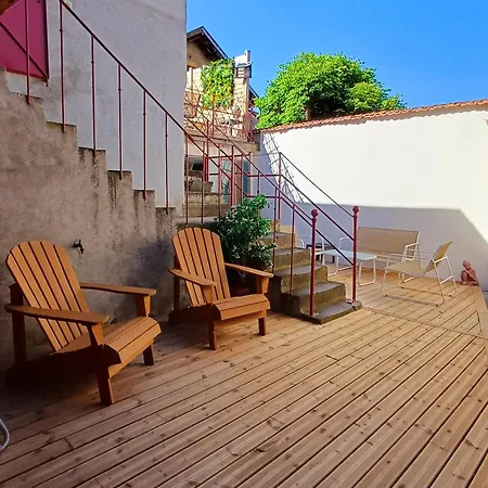 Appartement La Rochette & A *
